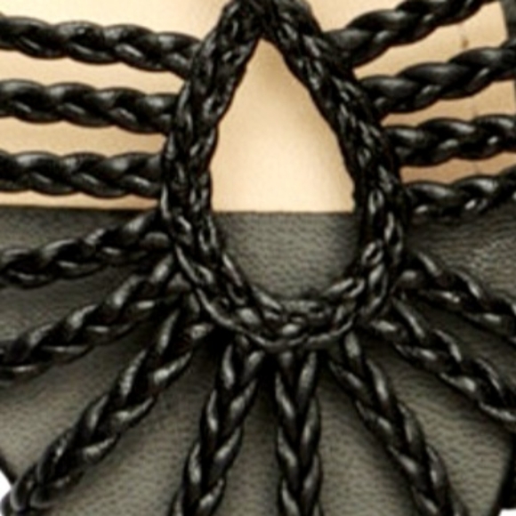 AREZZO PAOLA FLAT SANDALS COLOR BLACK SIZE 7B NEW WITH BOX. MADE IN BRAZIL. - Picture 5 of 10